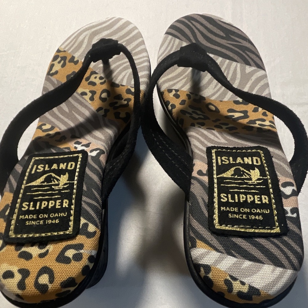 Island Slipper Women's Thong Wedge Sandals Animal Print Suede Black Multi US 7